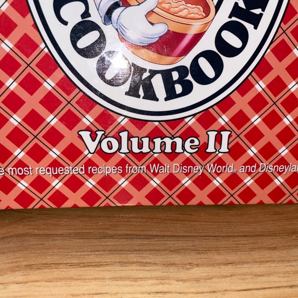 Cooking with MICKEY Volume II - Cookbook - Picture 3 of 7